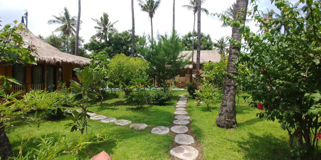 Oasi Bungalows Gili Islands Exterior photo