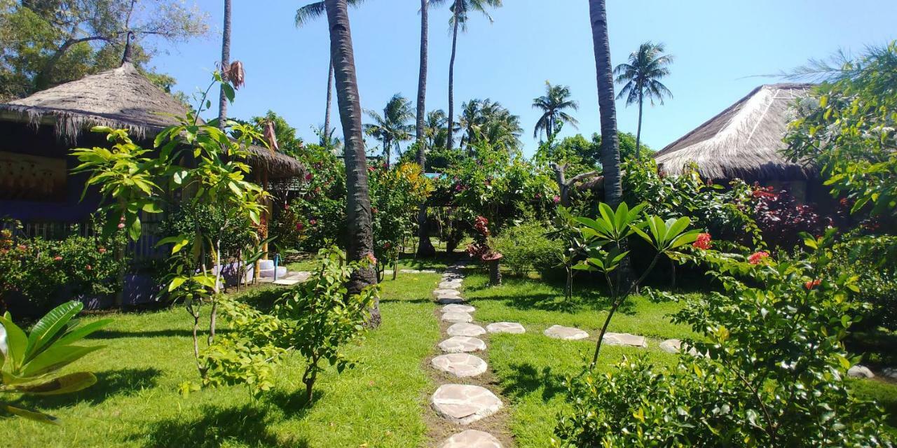 Oasi Bungalows Gili Islands Exterior photo