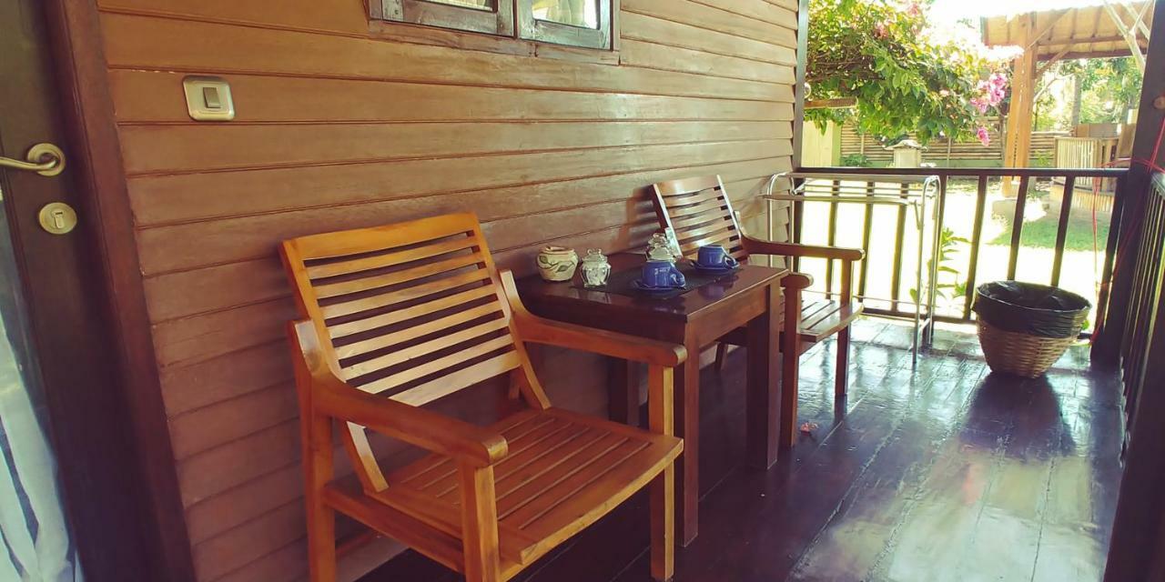 Oasi Bungalows Gili Islands Exterior photo