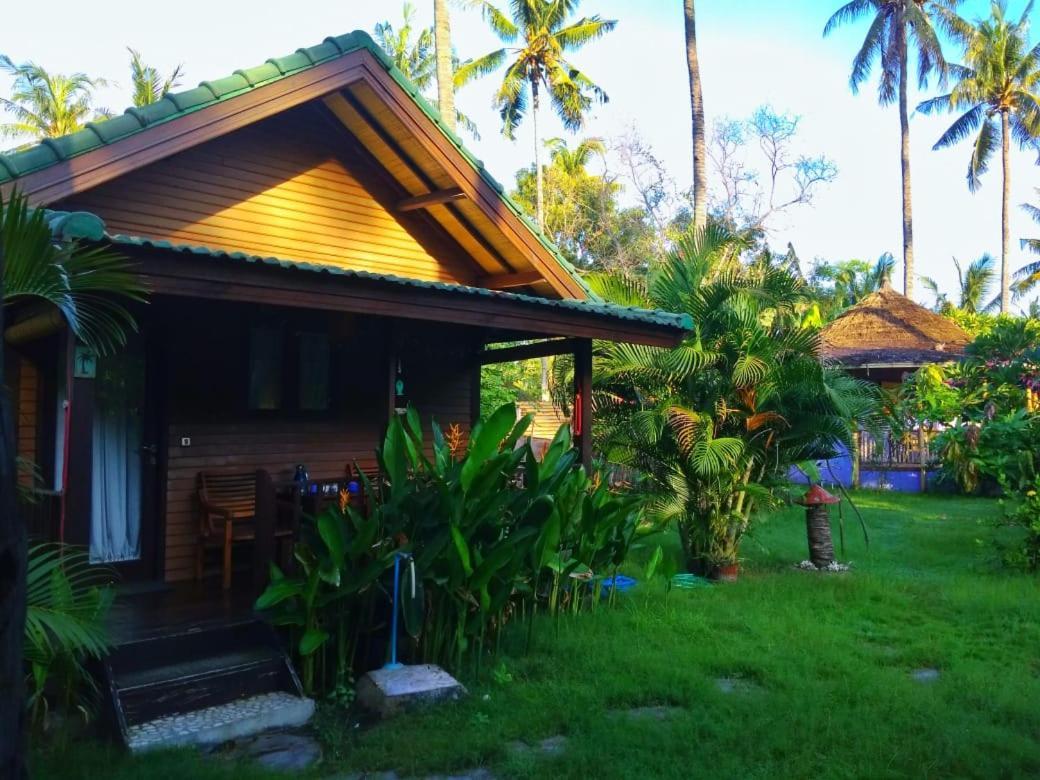 Oasi Bungalows Gili Islands Exterior photo